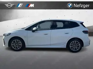 BMW 218 Active Tourer i M Sport LED Park-Assistent