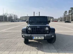 Jeep Wrangler Wrangler Hard-Top 2.8 CRD DPF Automatik Polar