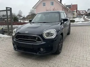 MINI Cooper SE Countryman 1.5 ALL4 Plug-in Hybrid Automatik – Chili Paket