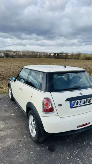 MINI One Bild 4