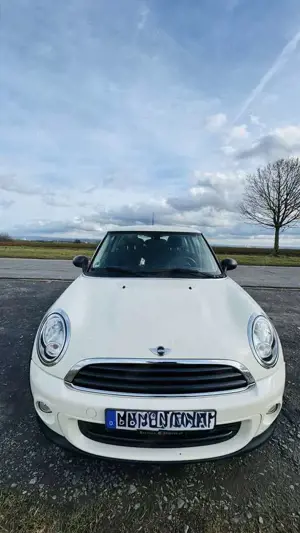 MINI One Bild 2