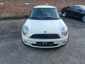 MINI One Mini One , MOTOR KLACKERT Bild 2