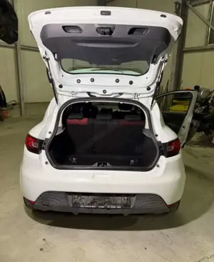Renault Clio 1.2 16V 75 Collection Bild 5
