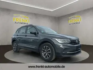 Volkswagen Tiguan Life*NAVI*KAMERA*LED*AHK*