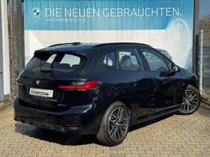 BMW 220 i Active Tourer M Sport HuD DA+ 360° AHK hk Bild 3
