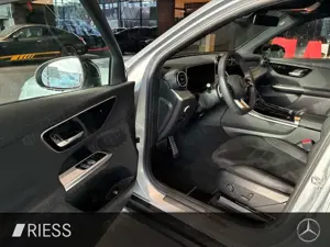 Mercedes-Benz GLC 220 d 4M AMG+LED+AHK+Distronic+MBUX+Ambiente Bild 5