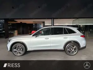 Mercedes-Benz GLC 220 d 4M AMG+LED+AHK+Distronic+MBUX+Ambiente Bild 3