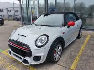 MINI John Cooper Works Cabrio White Silver Metalic mit Dinamica-/Lederkombination Carbon Black, Sich