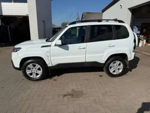 Lada Niva Niva Travel Tüv Neu Klima Sitzheizung Kamera Bild 4