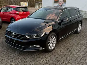 Volkswagen Passat Variant Highline 2.0 TDI Leder AHK Navi