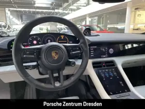 Porsche Taycan ST* Chrono*Bose*Inno*SH v+h*Luft*Pano Bild 5