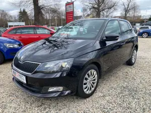 Skoda Fabia 1.2l TSI 66kW Style PDC ACC Klimatronik Bild 3