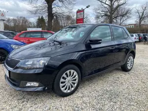 Skoda Fabia 1.2l TSI 66kW Style PDC ACC Klimatronik Bild 4