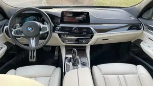 BMW 630 6er Gran Turismo Diesel 630d xDrive Gran Turismo Bild 5