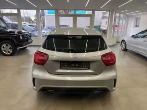 Mercedes-Benz A 200 BlueEfficiency AMG*Navi*Bi-Xenon*Sitzheiz* Bild 5