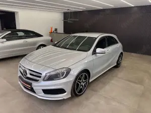 Mercedes-Benz A 200 BlueEfficiency AMG*Navi*Bi-Xenon*Sitzheiz* Bild 3