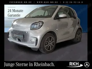 smart forTwo smart EQ fortwo LED/22-kW-Bordl./SHZ/Pano/Navi