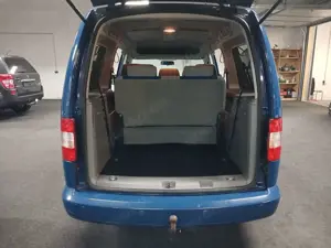 Volkswagen Others Caddy Maxi 1.HAND HU 3/2028 AHK  SERV NEU Bild 3