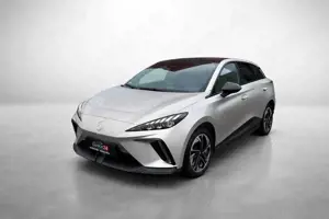 MG MG4 Luxury 64 kWh 150 kW (204 PS) – 360° Kamera