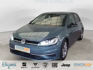 Volkswagen Golf VII Lim IQ Drive NAV LED KAMERA ACC SITZ.HZG TEMPO