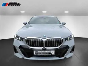 BMW 520 d xDrive Touring M Sportpaket Head-Up DAB Bild 2