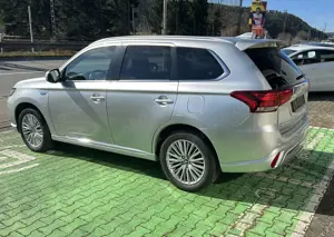 Mitsubishi Outlander Bild 3