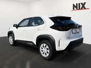 Toyota Yaris Cross Hybrid Business Edition KAMERA NAVI Bild 2