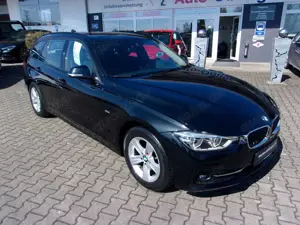 BMW 318 i  Automatic  Touring Sport Line
