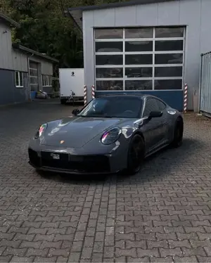 Porsche 992 Carrera 4 GTS T-Hybrid
