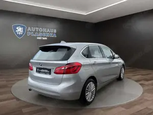 BMW 218 2 Active Tourer 218 LED*NAVI*AHK Klima Navi Leder Bild 5