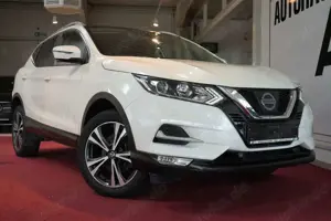 Nissan Qashqai 1.6 N-Connecta*LED*Navi*Kamera*Pano*