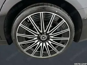 Mercedes-Benz E 200 AMG  Pano Night BURMESTER 21"  KEYLESS DAB Bild 5