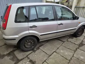 Ford Fusion Bild 3