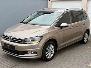 Volkswagen Touran 1.6 TDI  DSG HIGHLINE°AHK°96Tkm°Navi°1.Hd
