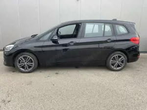 BMW 216