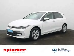 Volkswagen Golf VIII Life 1.5eTSI DSG / App, LED+, ACC, RFK