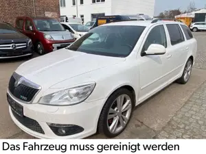 Skoda Octavia Combi "RS" Sitzheizung+Navi+Bi-Xenon+PDC