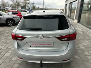 Toyota Avensis Bild 4
