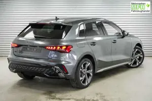 Audi A3 Sportback 40 TFSI S-tronic quattro S-Li -LAG. 1... Bild 3