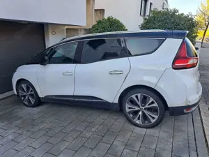 Renault Grand Scenic 1,5DCI Bose Edition 7 Sitzer