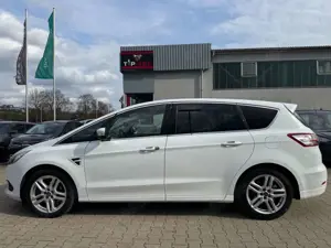 Ford S-Max S-MAX Titanium Bild 2