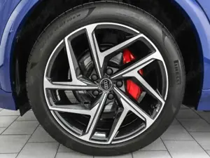 Audi Q6 e-tron performance edition one blue BO HUD AHK Matrix Bild 3