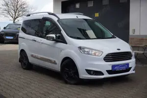 Ford Tourneo Courier 1.5 TDCi Trend KLIMA+NAVI+AHK+ALU+KAMERA+TEMPO+EU6
