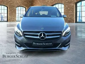 Mercedes-Benz B 180 AUT Kam. KeyLess KlimaA LED LM Navi PDC Bild 2