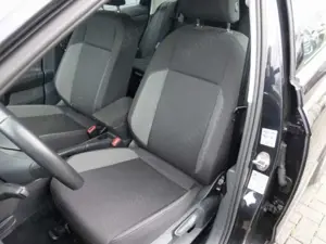 Volkswagen Taigo 1.0 TSI IQ.DRIVE-Paket NAVI LED PDC Bild 3