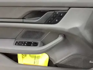 Porsche Taycan Taycan 4S Performancebatterie Plus PTV Bild 4