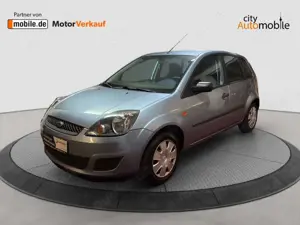 Ford Fiesta Ambiente/1.HAND/Klima/AUX
