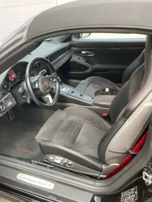 Porsche 991 911 Carrera 4 GTS Cabriolet PDK