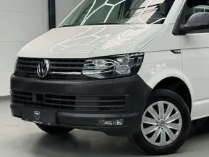 Volkswagen T6 Transporter Lang 2.0 TDI 2.HD*PDC*KLIMA*9-Sit Bild 3