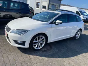 SEAT Leon Leon FR 1.4 TSI  Start Panorama Xenon Navigation
